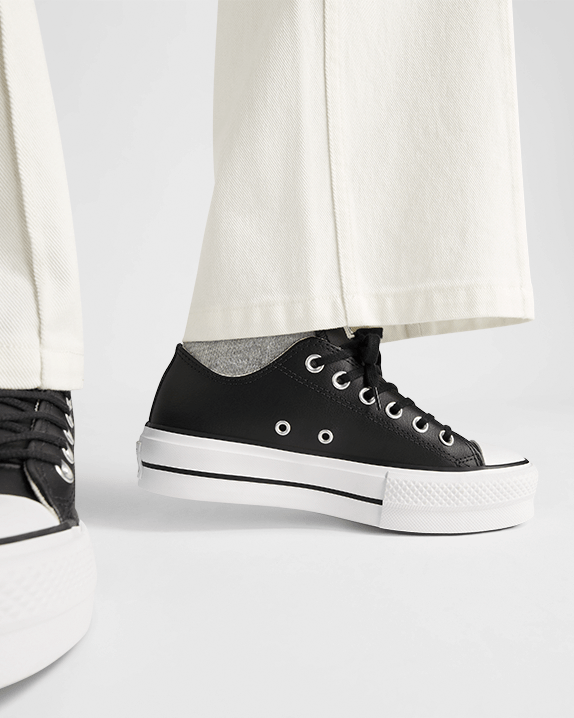 Converse Chuck Taylor All Star Lift Platform Leather