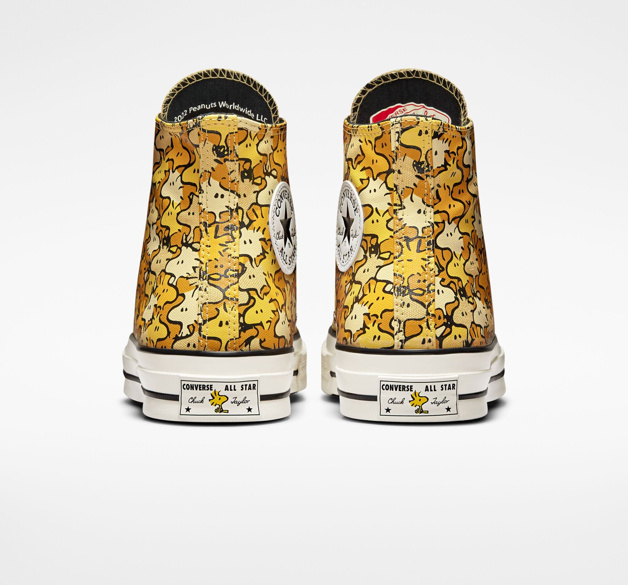 Converse x Peanuts Chuck 70