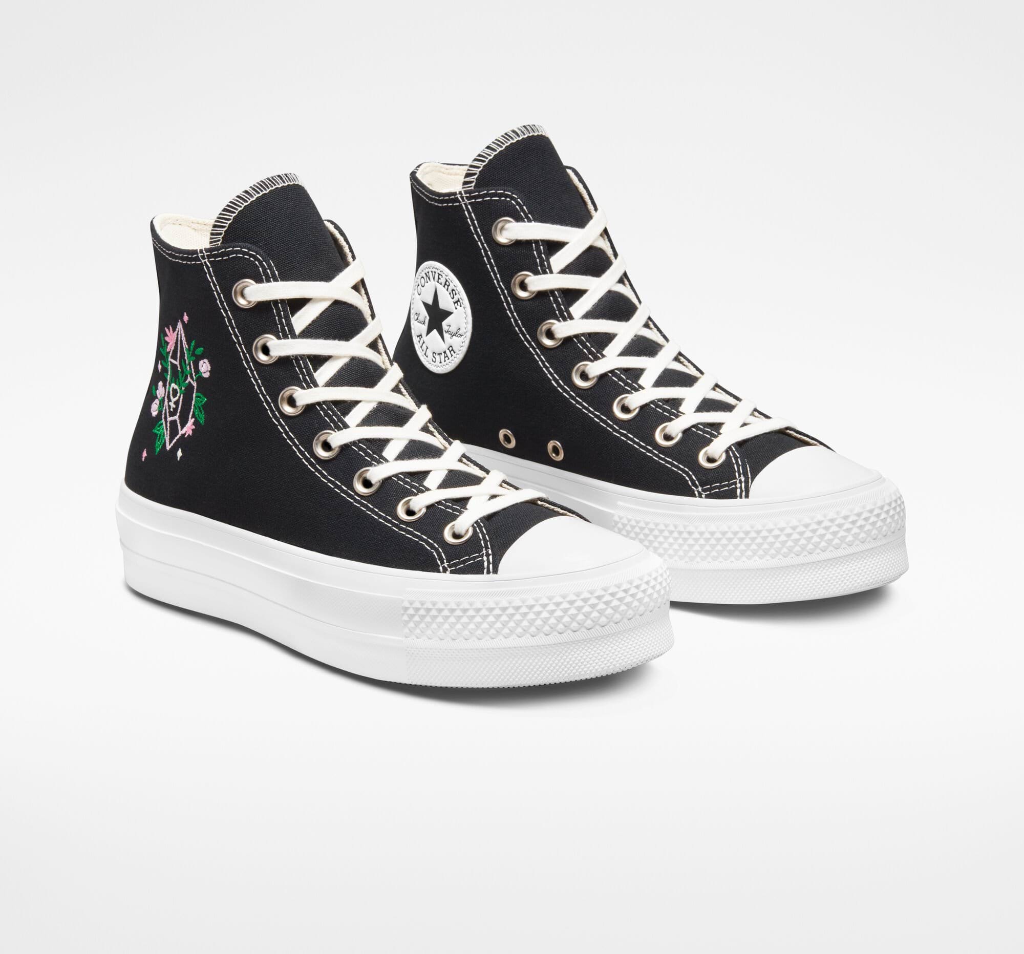 gear For nylig skitse Chuck Taylor All Star Lift Platform Embroidered Crystals