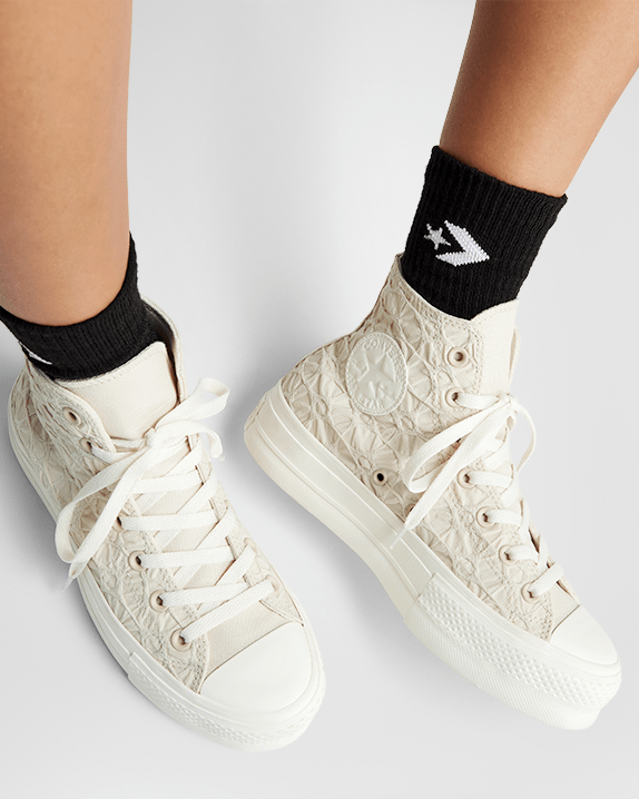 Chuck Taylor All Star Lift Platform Textured Material