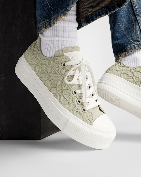 Chuck Taylor All Star Lift Platform Textured Material